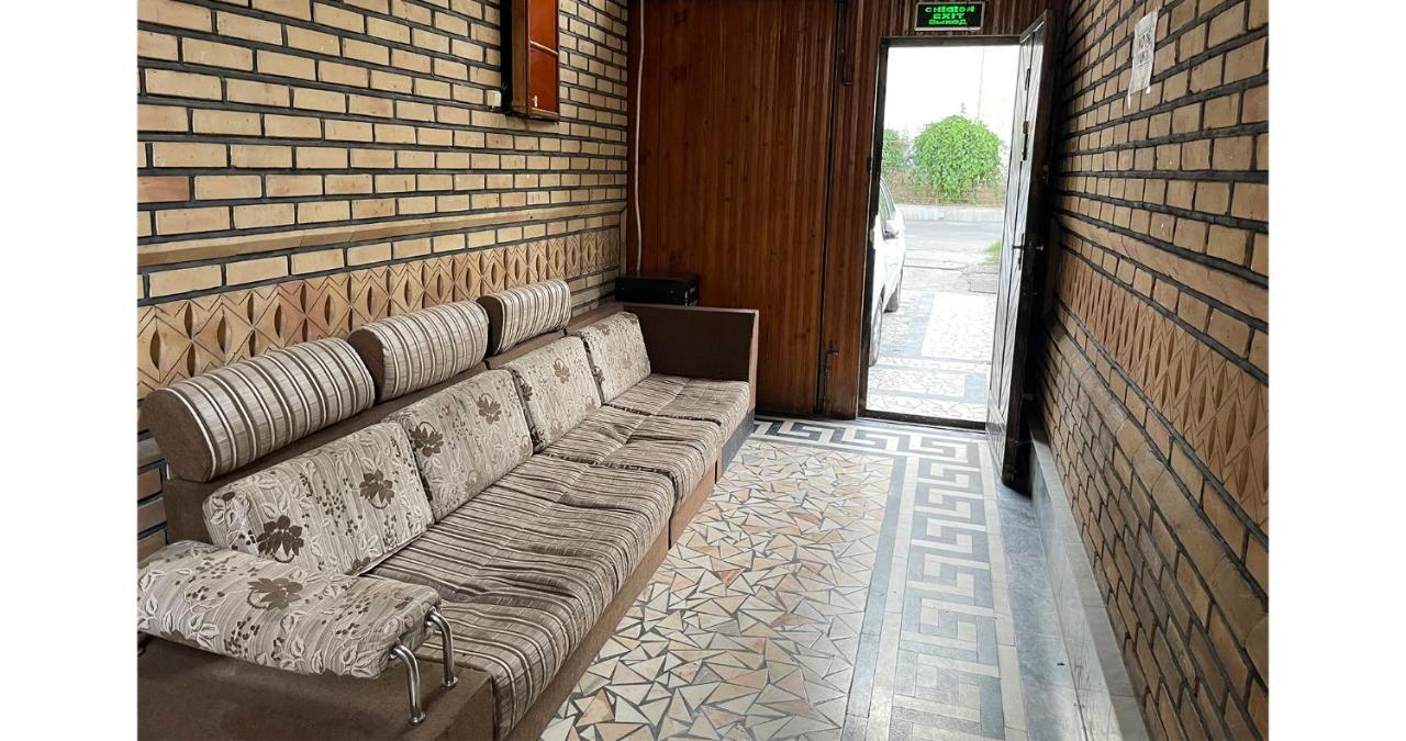 Old Inn Hostel Ташкент Экстерьер фото